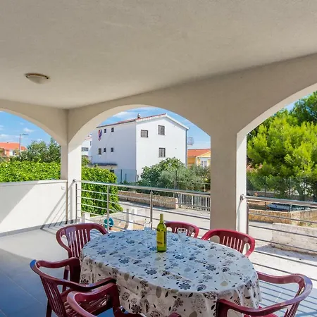 Apartment Duje Trogir