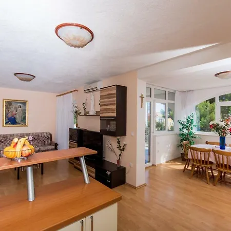 Apartment Duje Trogir